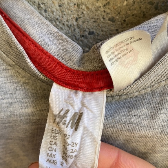 H&M 1.5-2y “Rolling Stones” Outfit (tee and pants) - Picture 3 of 11